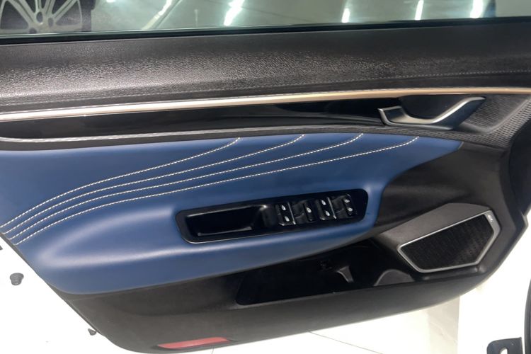 Used Geely Auto Emgrand GL 2021 UP 1.4T CVT Luxury Edition Interior 4