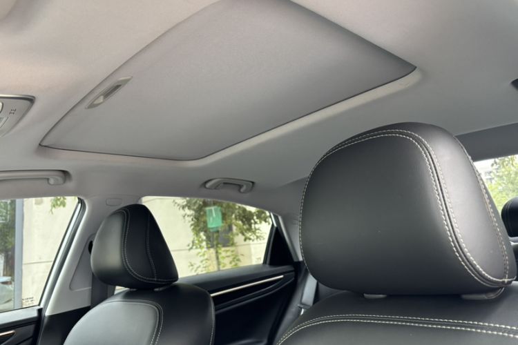 Used Geely Auto Emgrand GL 2021 UP 1.4T CVT Leading Edition Interior 5