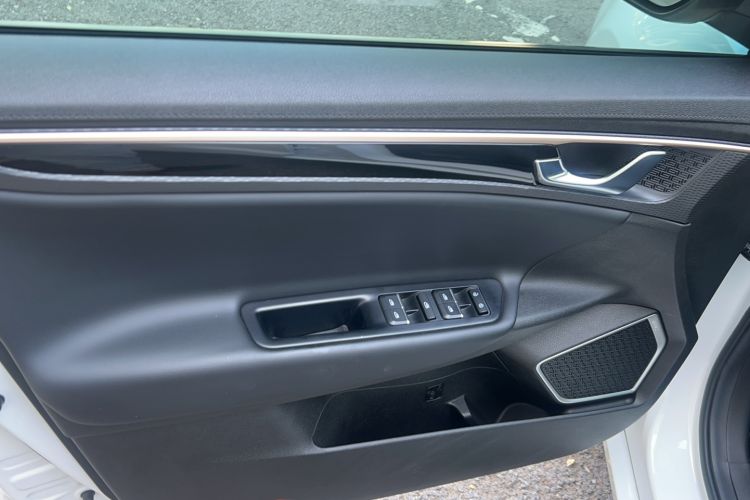 Used Geely Auto Emgrand GL 2021 UP 1.4T CVT Leading Edition Interior 6