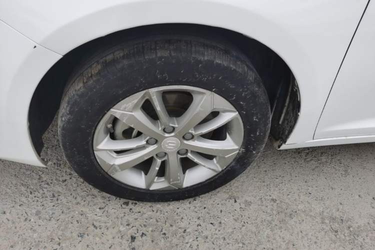 Used Geely Auto Emgrand GL 2021 UP 1.4T Manual LingShang Model Left Front Wheel Hub