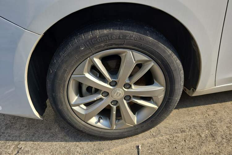 Used Geely Auto Emgrand GL 2021 UP 1.4T CVT Leading Edition Left Front Wheel Hub