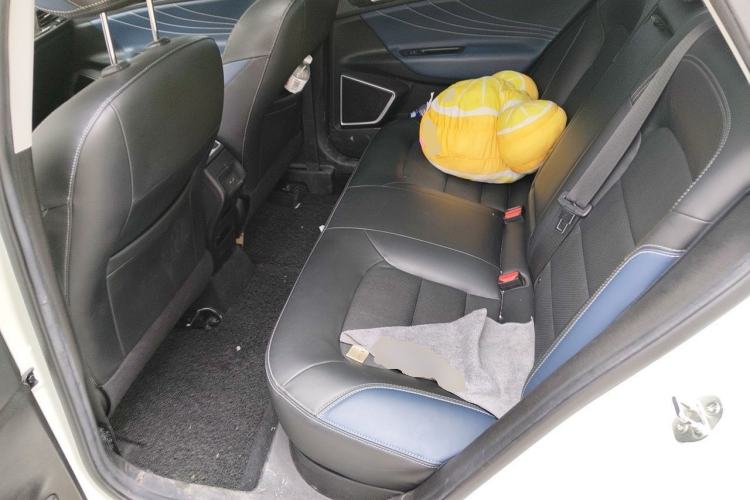 Used Geely Auto Emgrand GL 2021 UP 1.4T CVT Flagship Model Left Rear Seat