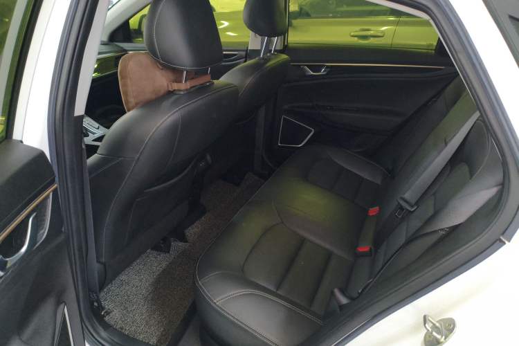 Used Geely Auto Emgrand GL 2021 UP 1.4T CVT Leading Edition Left Rear Seat