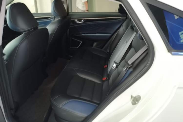 Used Geely Auto Emgrand GL 2021 UP 1.4T CVT Flagship Model Left Rear Seat