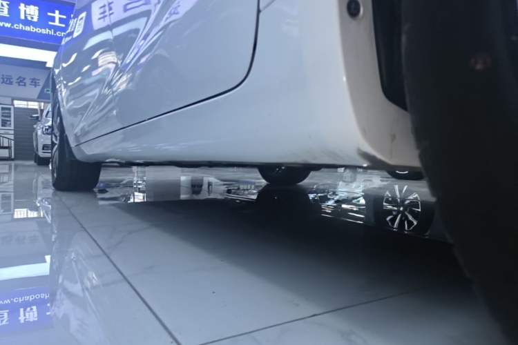 Used Geely Auto Emgrand GL 2021 UP 1.4T CVT Luxury Edition Left Side Sill