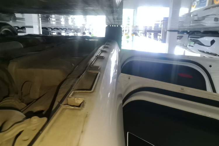 Used Geely Auto Emgrand GL 2021 UP 1.4T CVT Leading Edition Left Side Sill