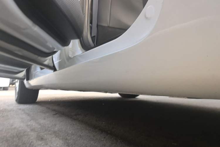 Used Geely Auto Emgrand GL 2021 UP 1.4T CVT Leading Edition Left Side Sill