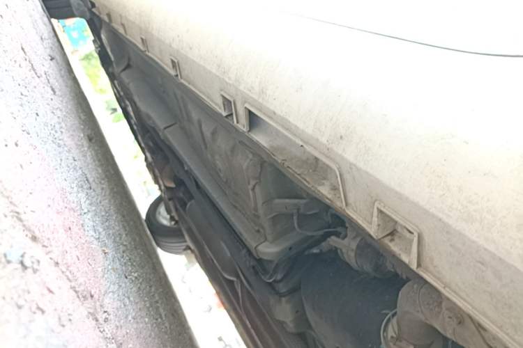 Used Geely Auto Emgrand GL 2021 UP 1.4T Manual LingShang Model Left Side Sill