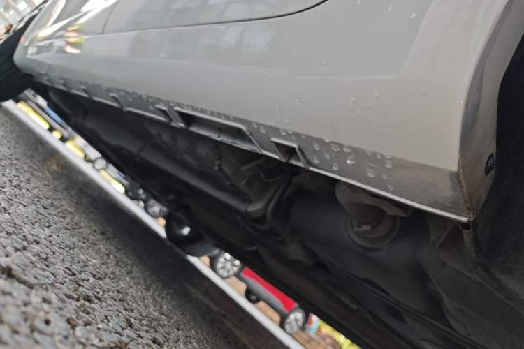 Used Geely Auto Emgrand GL 2021 UP 1.4T CVT Luxury Edition Left Side Sill