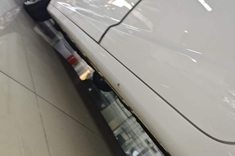 Used Geely Auto Emgrand GL 2021 UP 1.4T CVT Luxury Edition Left Side Sill