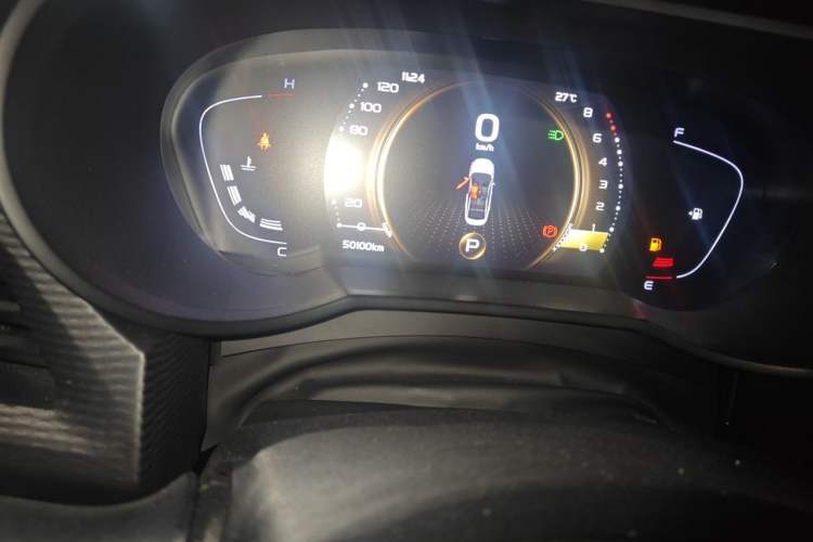 Used Geely Auto Emgrand GL 2021 UP 1.4T CVT Luxury Edition Odometer Close Up