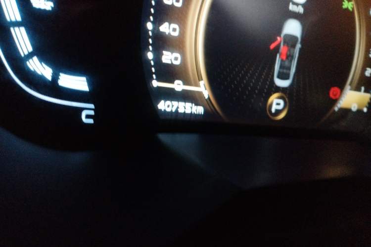 Used Geely Auto Emgrand GL 2021 UP 1.4T CVT Leading Edition Odometer Close Up