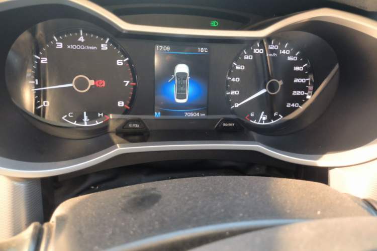 Used Geely Auto Emgrand GL 2021 UP 1.4T Manual LingShang Model Odometer Close Up