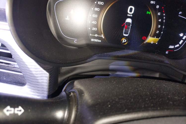 Used Geely Auto Emgrand GL 2021 UP 1.4T CVT Luxury Edition Odometer Close Up