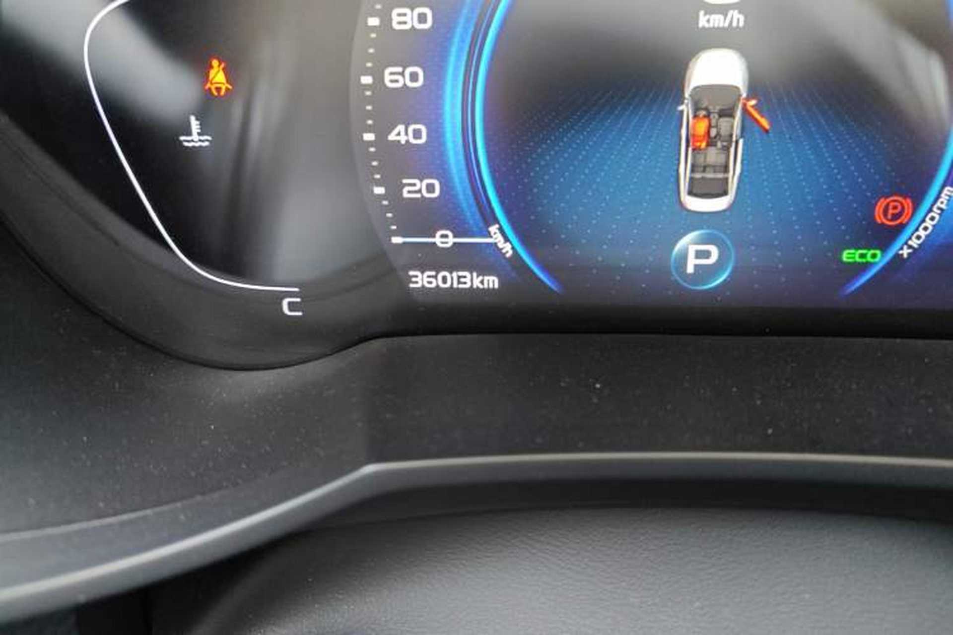 Used Geely Auto Emgrand GL 2021 UP 1.4T CVT Leading Edition Odometer Close Up