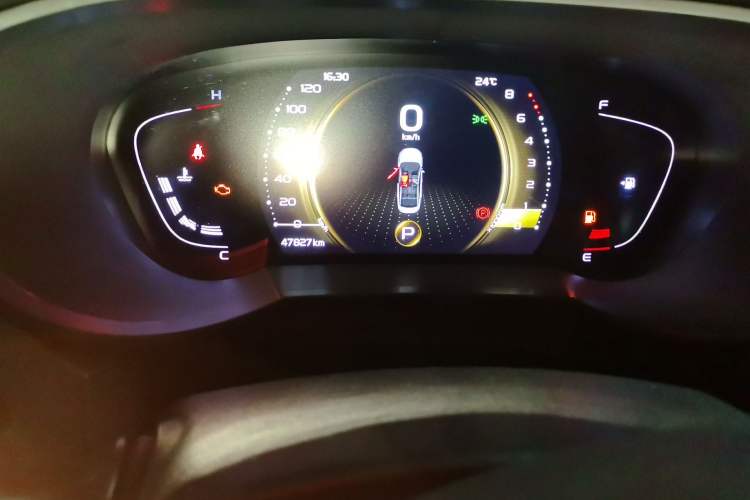 Used Geely Auto Emgrand GL 2021 UP 1.4T CVT Leading Edition Odometer Close Up
