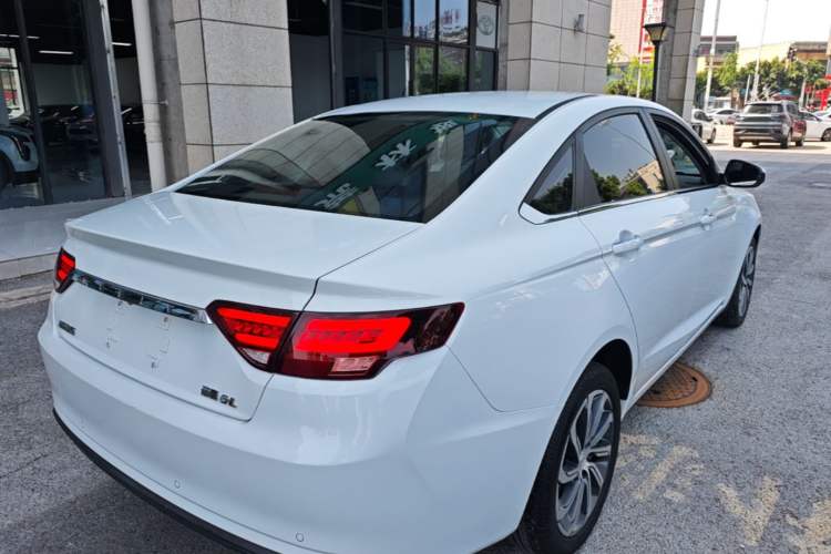 Used Geely Auto Emgrand GL 2021 UP 1.4T CVT Luxury Edition Rear Right 45 Deg