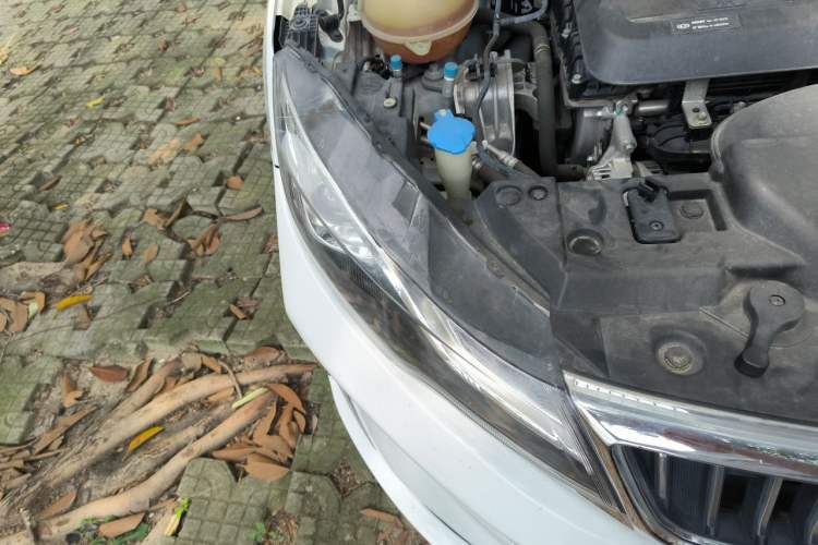 Used Geely Auto Emgrand GL 2021 UP 1.4T CVT Leading Edition Right Front Headlight