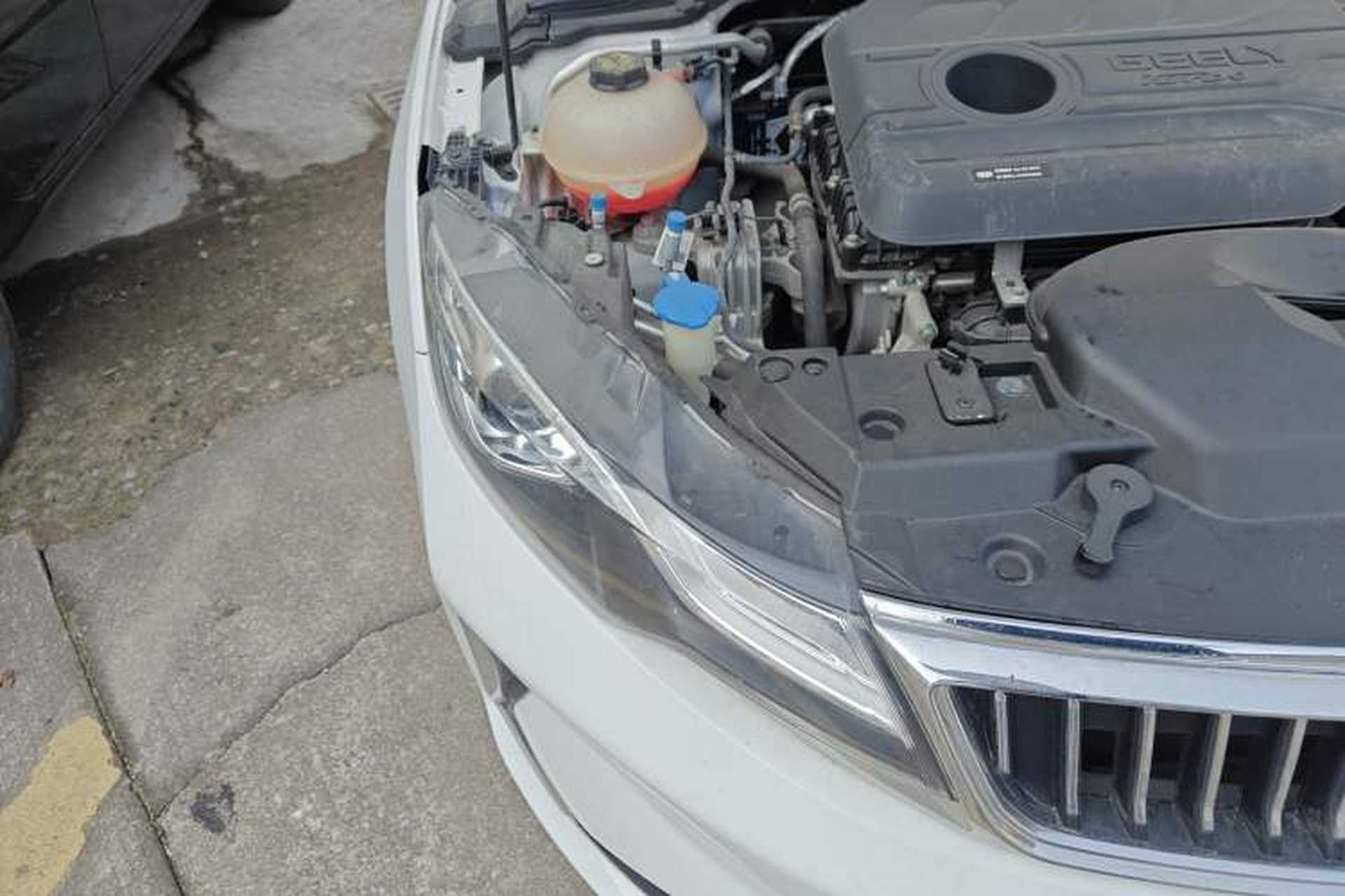Used Geely Auto Emgrand GL 2021 UP 1.4T CVT Leading Edition Right Front Headlight