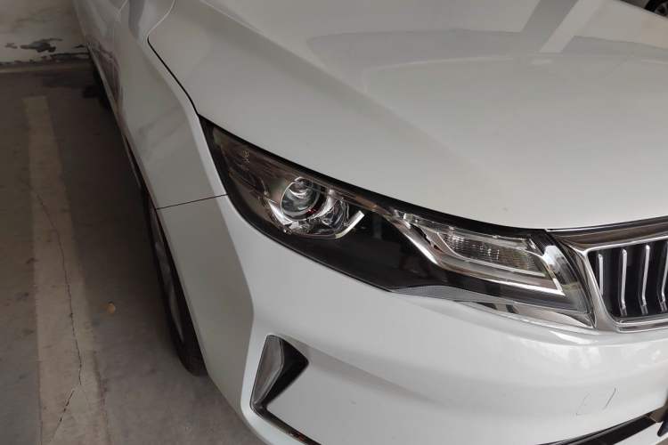 Used Geely Auto Emgrand GL 2021 UP 1.4T Manual LingShang Model Right Front Headlight