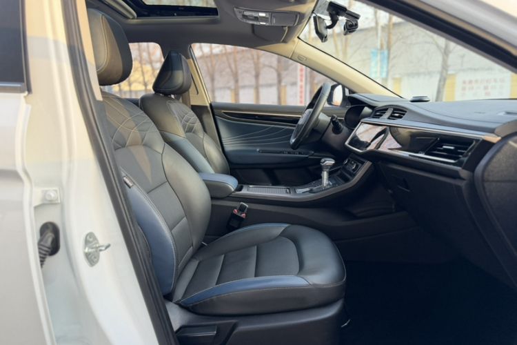 Used Geely Auto Emgrand GL 2021 UP 1.4T CVT Flagship Model Right Front Seat