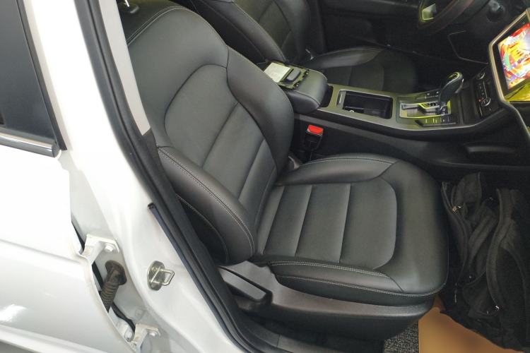Used Geely Auto Emgrand GL 2021 UP 1.4T CVT Leading Edition Right Front Seat