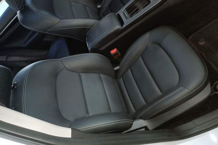 Used Geely Auto Emgrand GL 2021 UP 1.4T CVT Leading Edition Right Front Seat