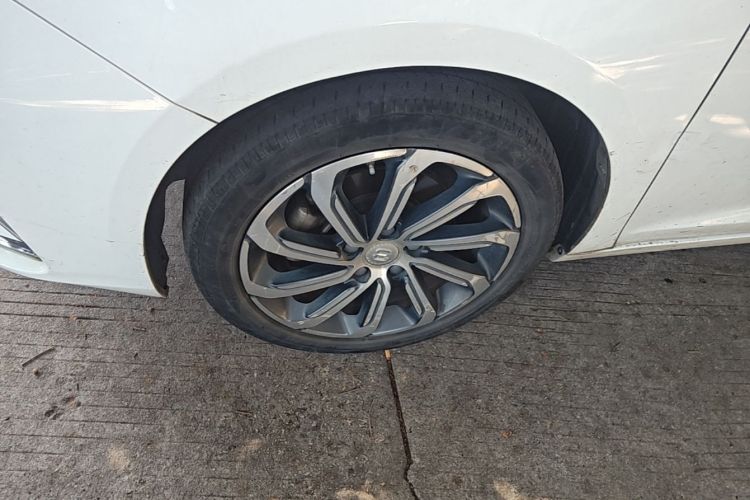 Used Geely Auto Emgrand GL 2021 UP 1.4T CVT Luxury Edition Right Front Wheel Hub