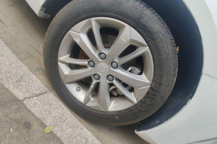 Used Geely Auto Emgrand GL 2021 UP 1.4T CVT Leading Edition Right Front Wheel Hub
