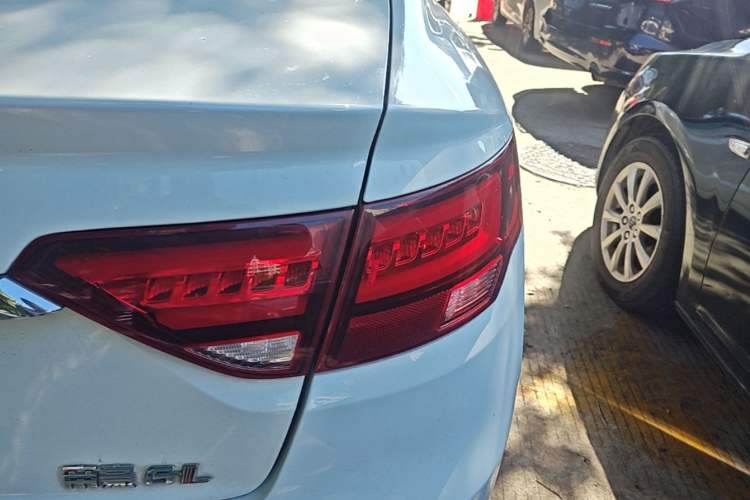 Used Geely Auto Emgrand GL 2021 UP 1.4T CVT Luxury Edition Right Rear Taillight