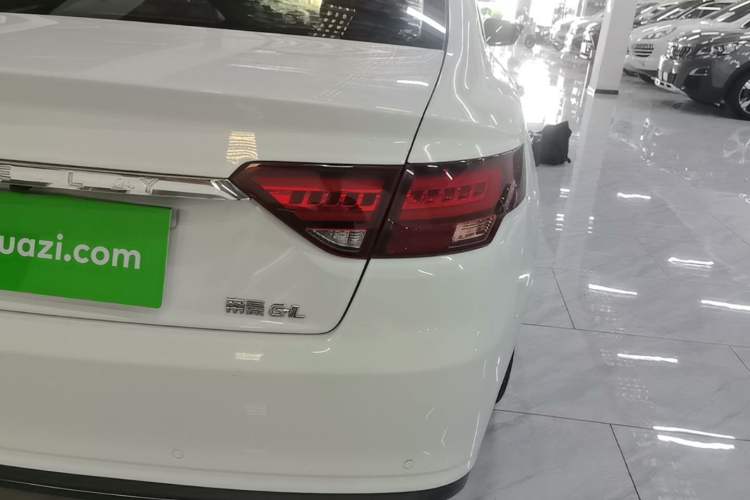 Used Geely Auto Emgrand GL 2021 UP 1.4T CVT Leading Edition Right Rear Taillight