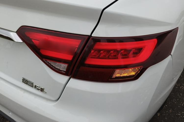 Used Geely Auto Emgrand GL 2021 UP 1.4T CVT Leading Edition Right Rear Taillight