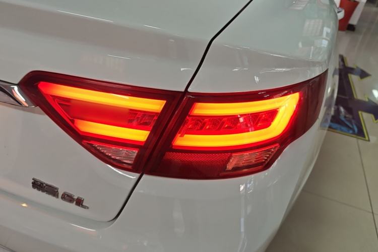Used Geely Auto Emgrand GL 2021 UP 1.4T CVT Luxury Edition Right Rear Taillight