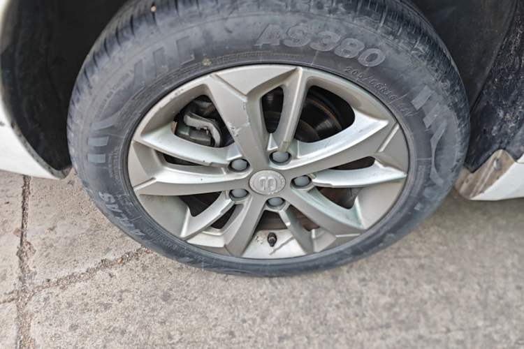 Used Geely Auto Emgrand GL 2021 UP 1.4T CVT Leading Edition Right Rear Wheel Hub
