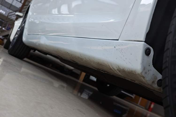 Used Geely Auto Emgrand GL 2021 UP 1.4T CVT Luxury Edition Right Side Sill