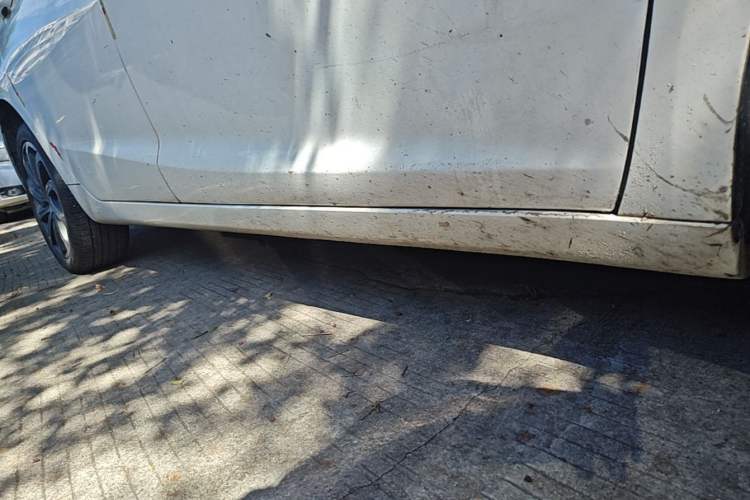 Used Geely Auto Emgrand GL 2021 UP 1.4T CVT Luxury Edition Right Side Sill