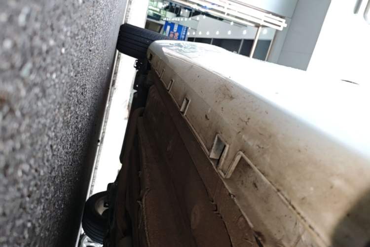 Used Geely Auto Emgrand GL 2021 UP 1.4T CVT Leading Edition Right Side Sill