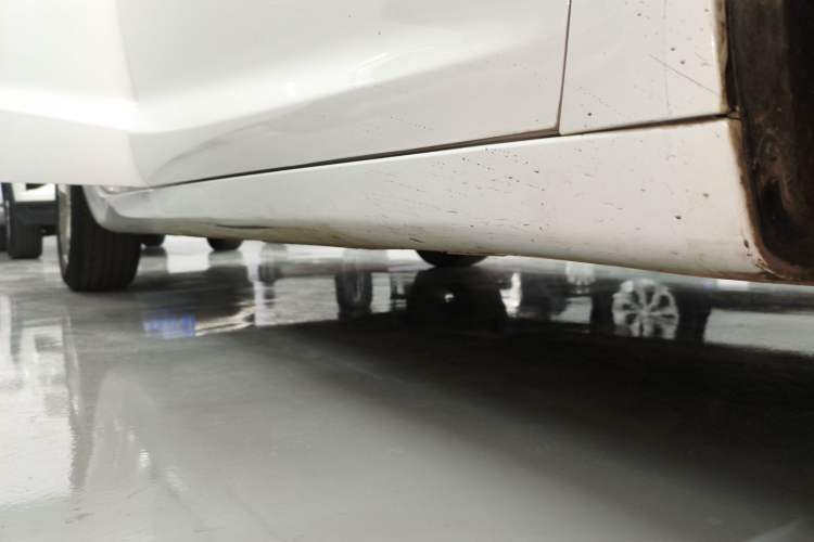 Used Geely Auto Emgrand GL 2021 UP 1.4T CVT Leading Edition Right Side Sill