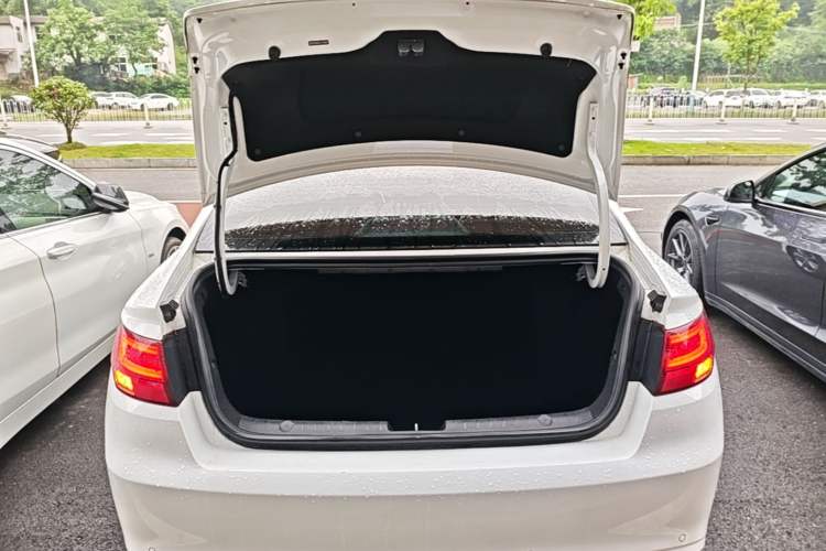 Used Geely Auto Emgrand GL 2021 UP 1.4T CVT Leading Edition Trunk