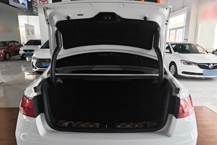Used Geely Auto Emgrand GL 2021 UP 1.4T CVT Luxury Edition Trunk