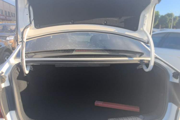 Used Geely Auto Emgrand GL 2021 UP 1.4T CVT Leading Edition Trunk