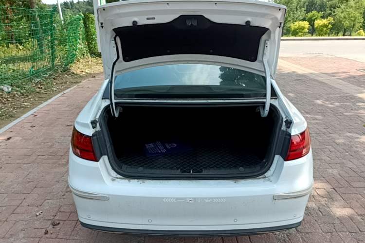 Used Geely Auto Emgrand GL 2021 UP 1.4T Manual LingShang Model Trunk