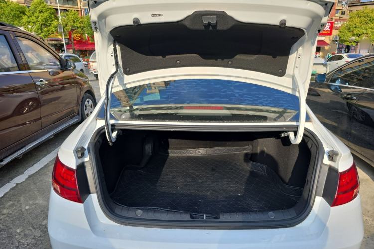 Used Geely Auto Emgrand GL 2021 UP 1.4T CVT Leading Edition Trunk
