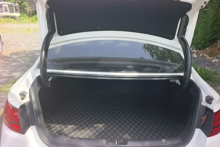 Used Geely Auto Emgrand GL 2021 UP 1.4T CVT Leading Edition Trunk
