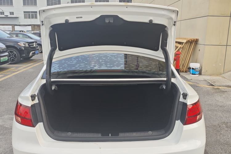 Used Geely Auto Emgrand GL 2021 UP 1.4T CVT Flagship Model Trunk