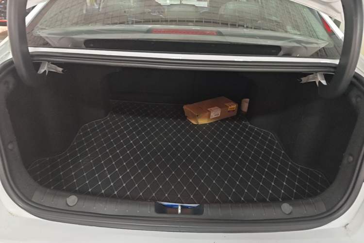 Used Geely Auto Emgrand GL 2021 UP 1.4T CVT Luxury Edition Trunk