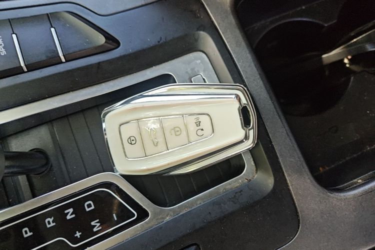 Used Geely Auto Emgrand GL 2021 UP 1.4T CVT Luxury Edition Vehicle Key