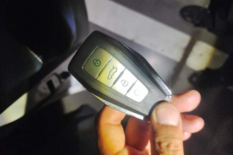 Used Geely Auto Emgrand GL 2021 UP 1.4T CVT Luxury Edition Vehicle Key