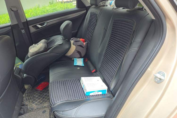 Used Geely Auto Emgrand GL 2021 UP 1.4T Manual LingShang Model Left Rear Seat