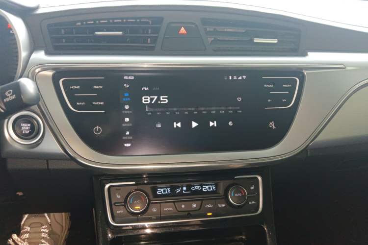 Used Geely Auto Emgrand GL New Energy 2019 1.5T DCT Smart Leading Version Audio And AC Panel
